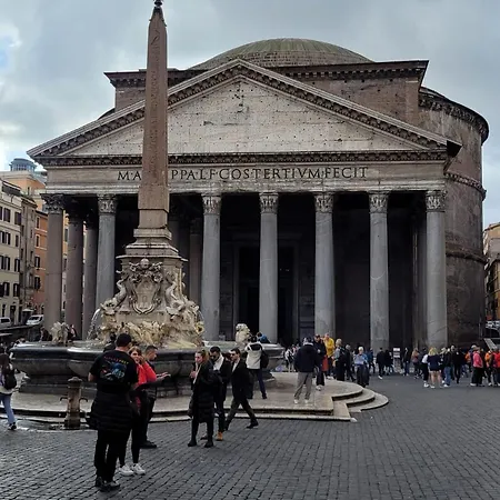 Pantheon *
