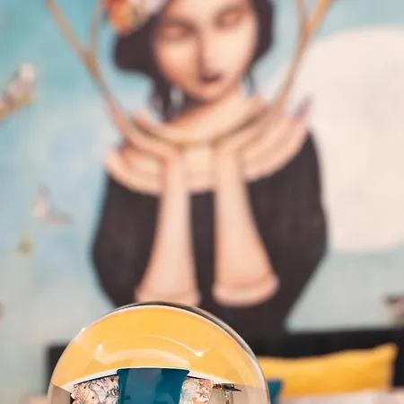 Pantheon 아파트 *